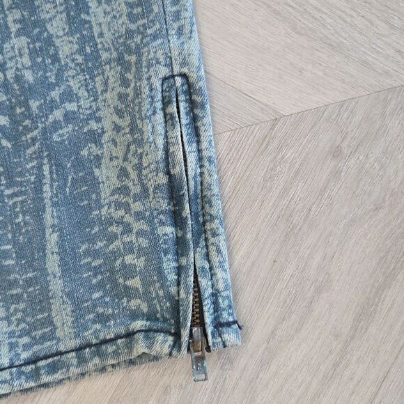 FREE PEOPLE 27 Ankle Zip Feathers Print Skinny Jean Size 29 - Picture 9 of 9